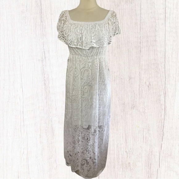 SOMA White French Scroll On- or Off-the-Shoulder Maxi Dress, Small - Picture 1 of 10
